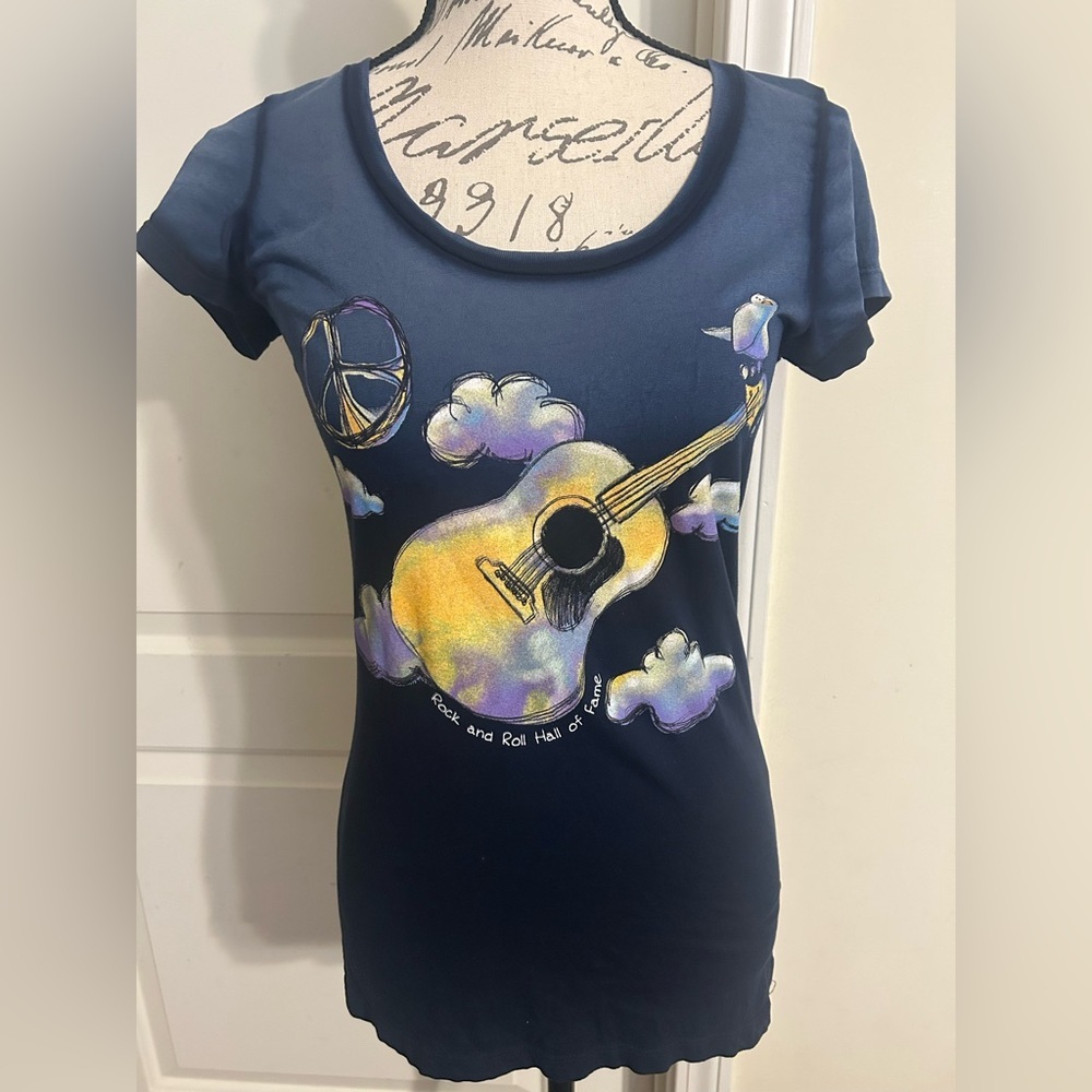 Rock & Roll Hall of Fame Graphic Tee with Guitar and Peace Sign